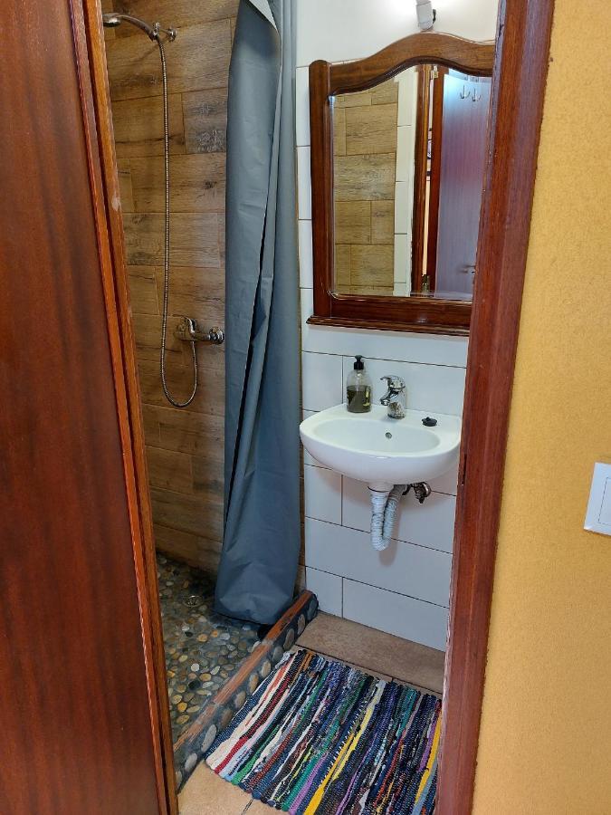 Casa 563 With Indoor Bathroom And Small Kitchen 加亚新城 外观 照片
