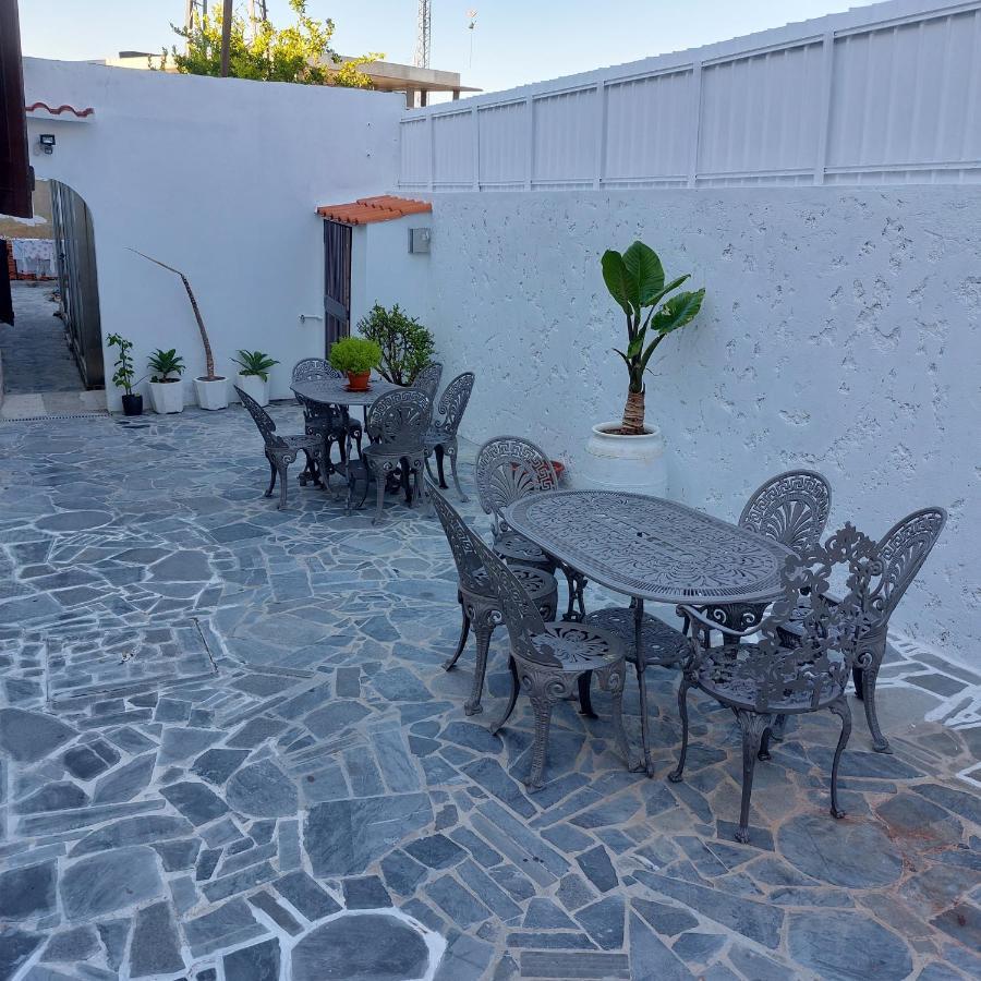 Casa 563 With Indoor Bathroom And Small Kitchen 加亚新城 外观 照片
